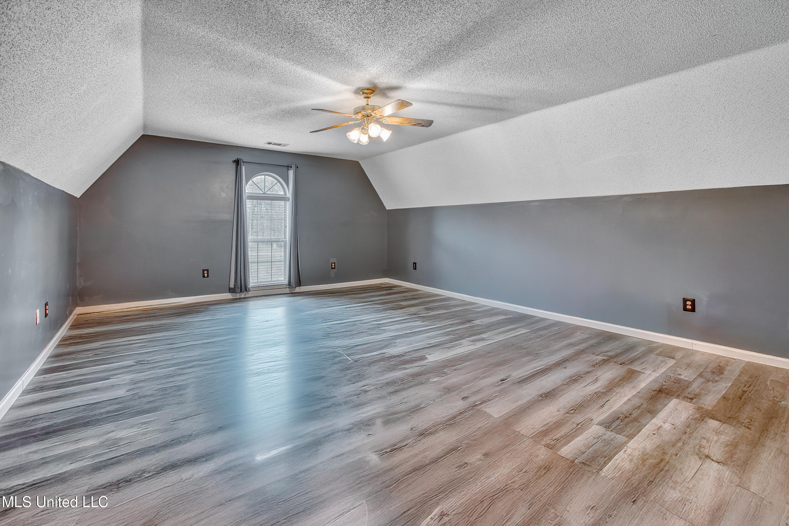 4630 Alexander Road, Olive Branch, Mississippi image 39
