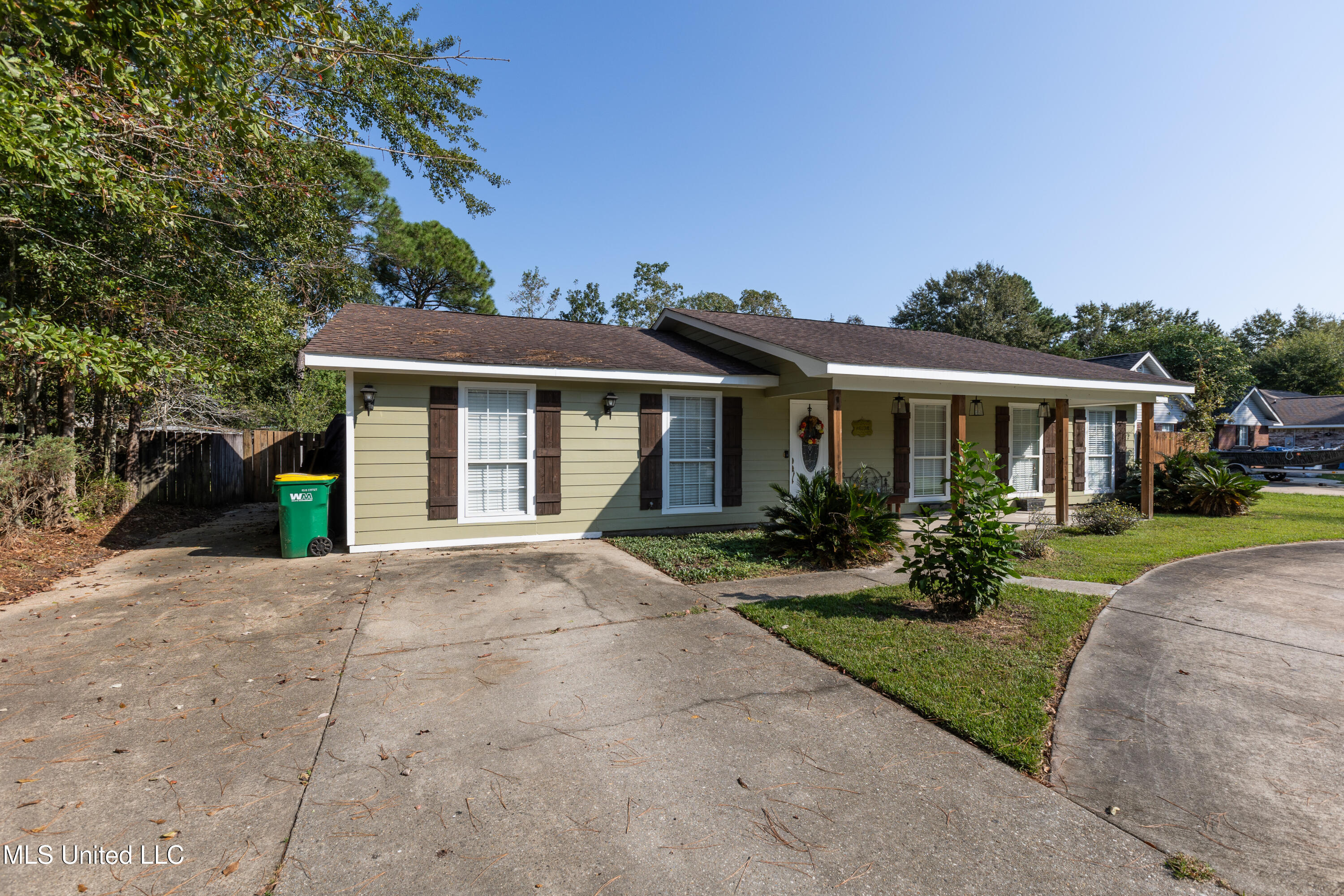 9020 Live Oak Avenue, Ocean Springs, Mississippi image 3