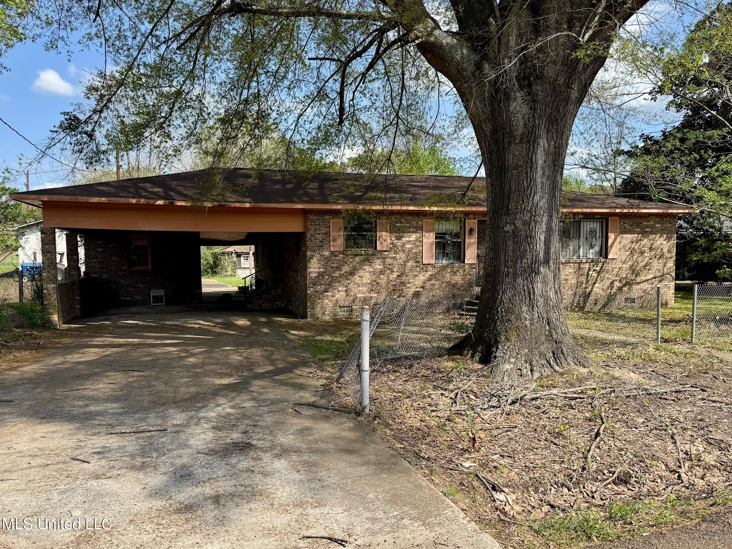 17 Mazique Lane, Natchez, Mississippi image 1