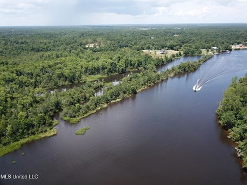 Vacant Land For Sale - 113 ACRES Moragas Lane<br/> Kiln, MS 39556