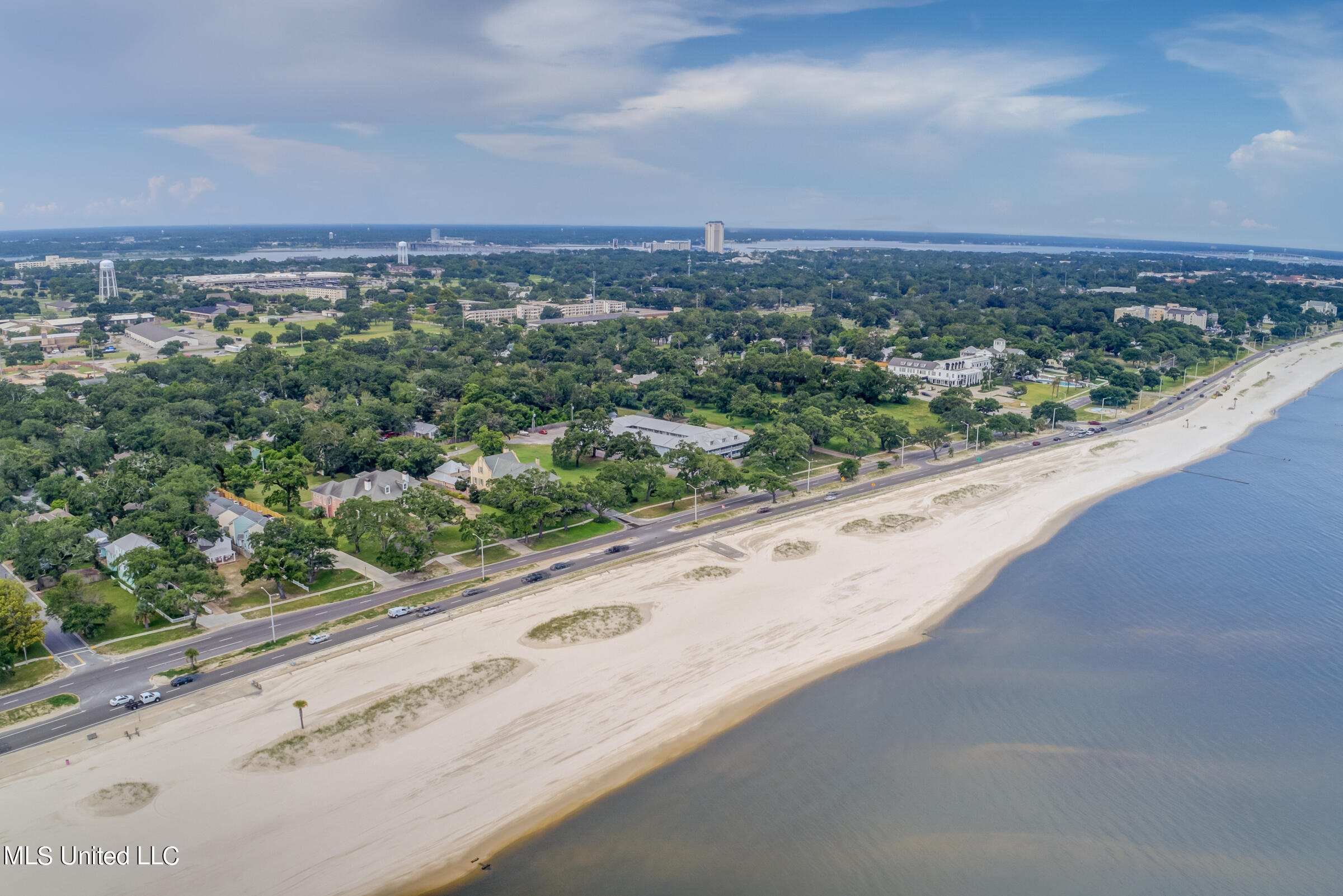 1318 Beach Boulevard #5, Biloxi, Mississippi image 46