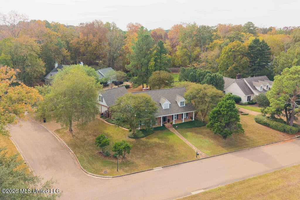 438 Forest Lake Place