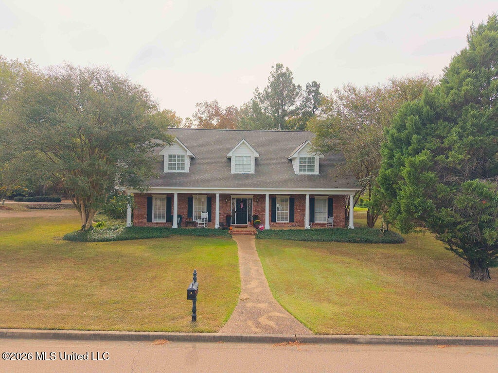 438 Forest Lake Place