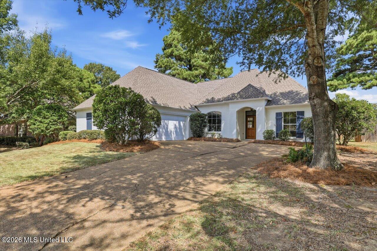 130 Savoy Park