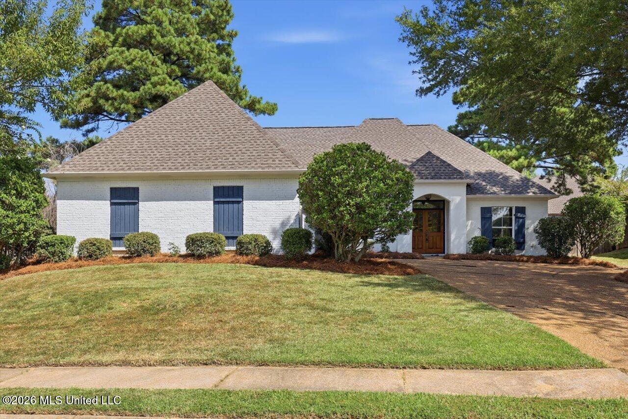 130 Savoy Park