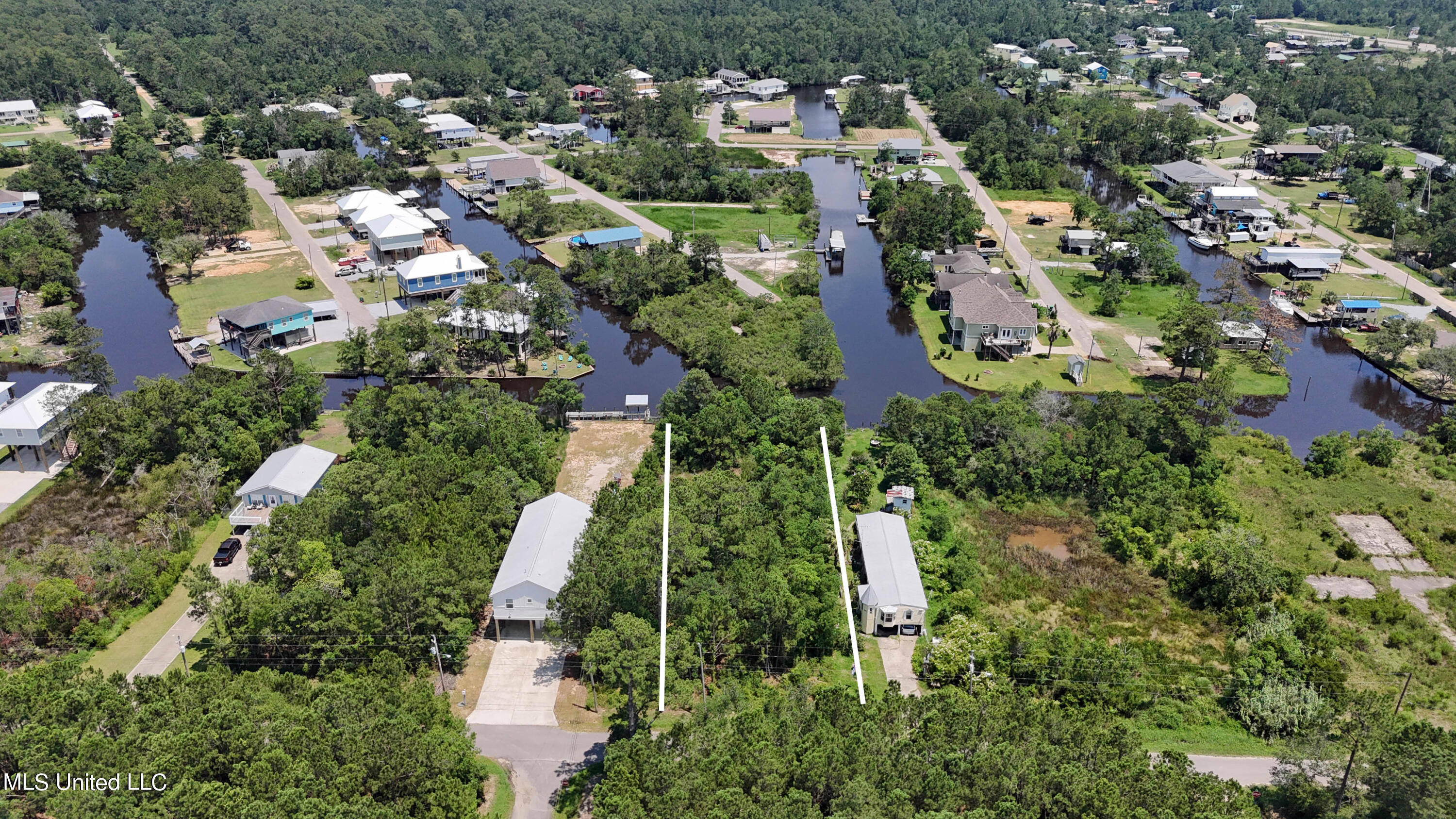 10036 E Bayou View Drive, Bay Saint Louis, Mississippi image 3