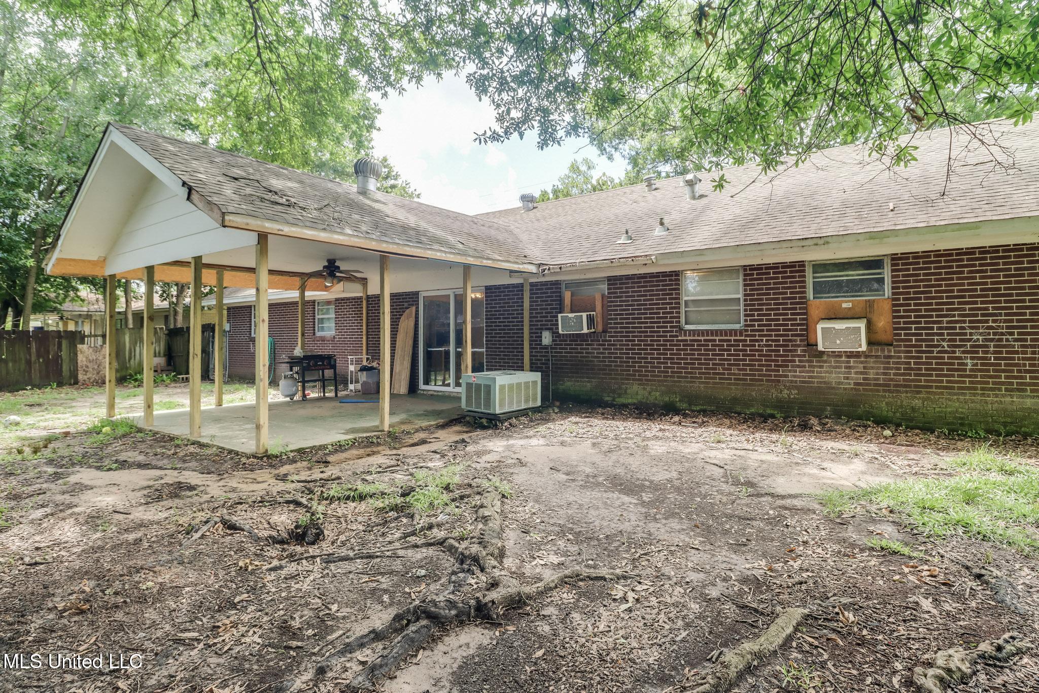 2211 Popps Ferry Road, Biloxi, Mississippi image 20