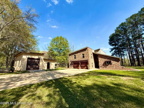 Homes For Sale - 185 W Neal Road<br/> Florence, MS 39073