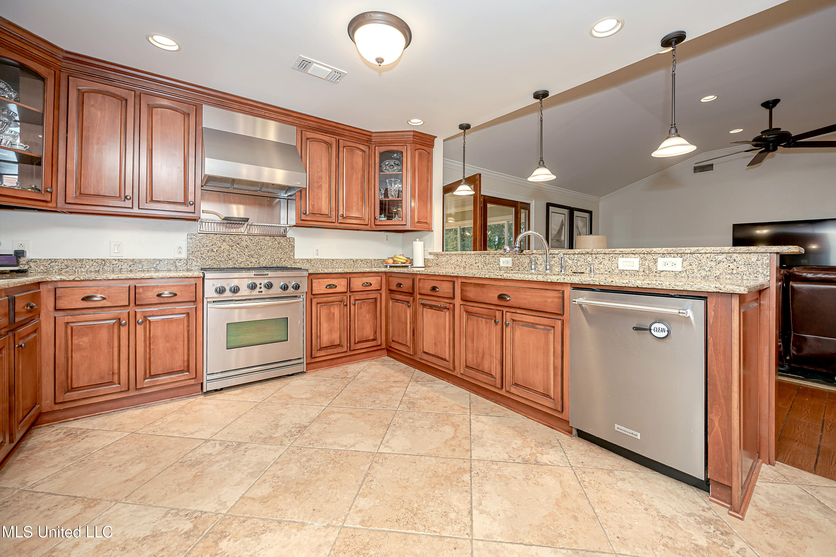 6804 Oriole Drive, Biloxi, Mississippi image 20