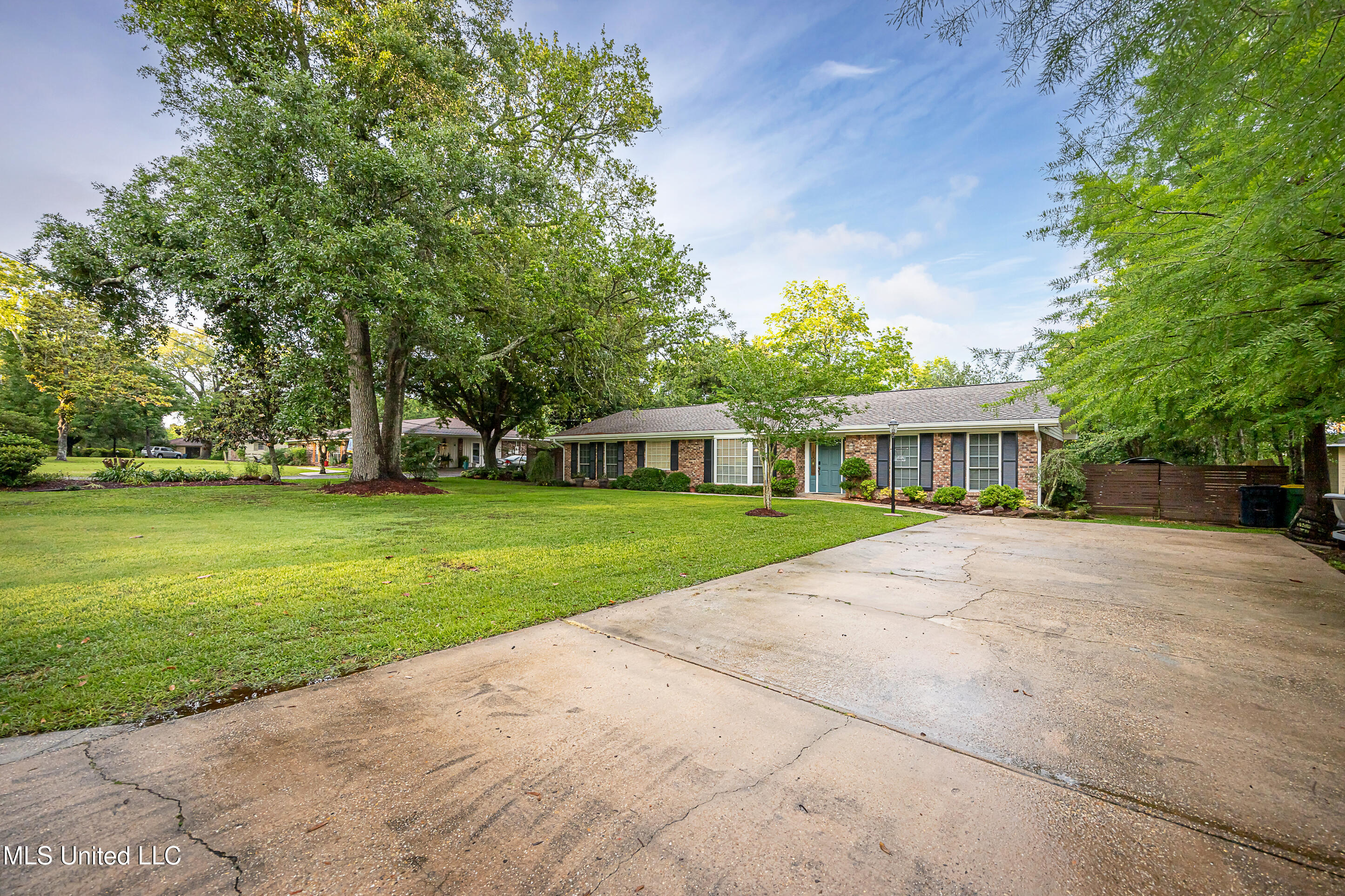 6804 Oriole Drive, Biloxi, Mississippi image 3