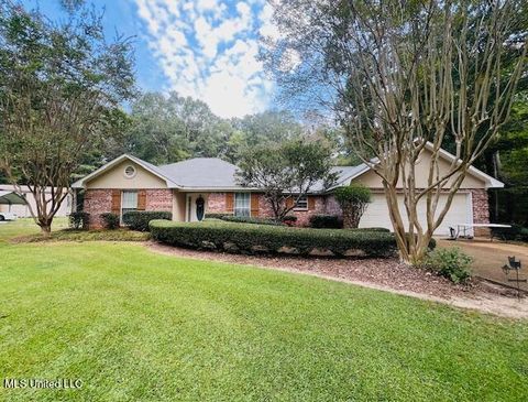 Homes For Sale - 259 Florence Circle<br/> Florence, MS 39073