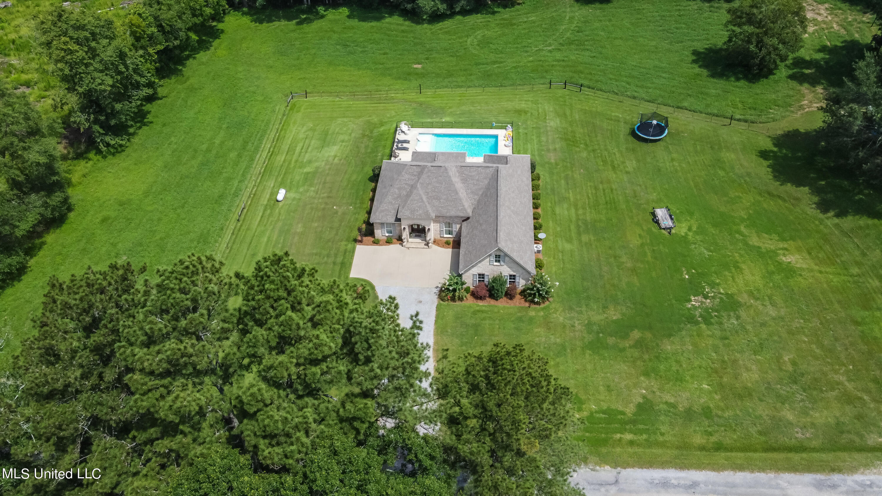 1824 Harrell Road, Forest, Mississippi image 9