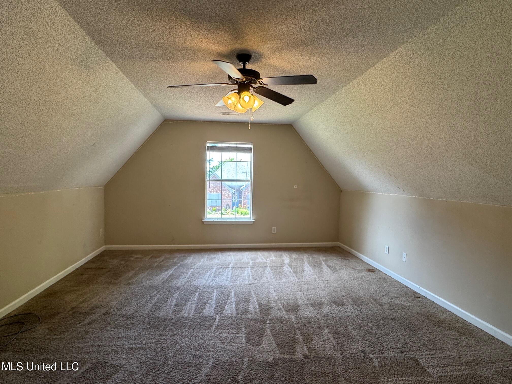 5684 E Bedford Loop, Southaven, Mississippi image 15