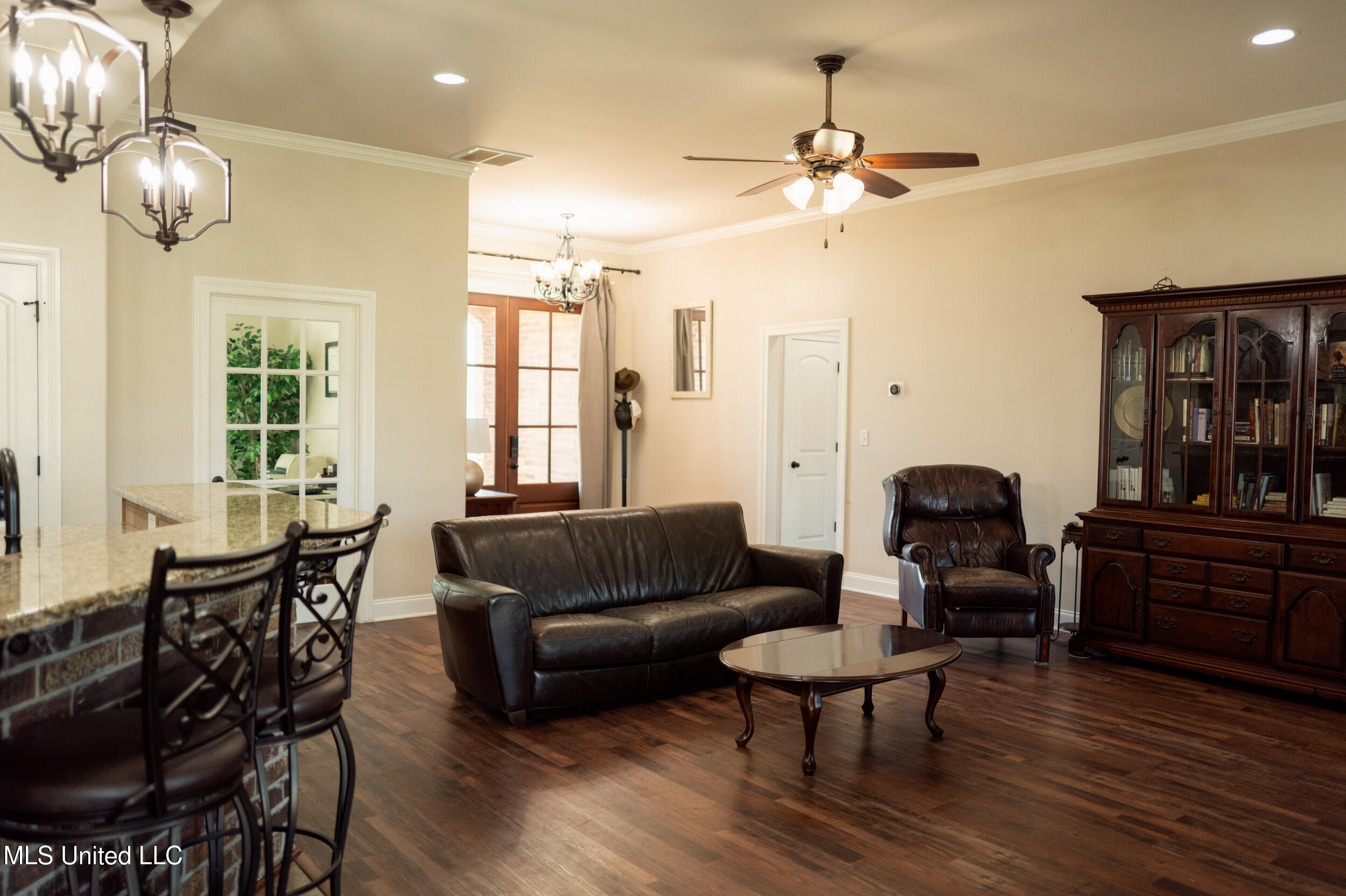 4713 Bakersfield Drive, Nesbit, Mississippi image 4