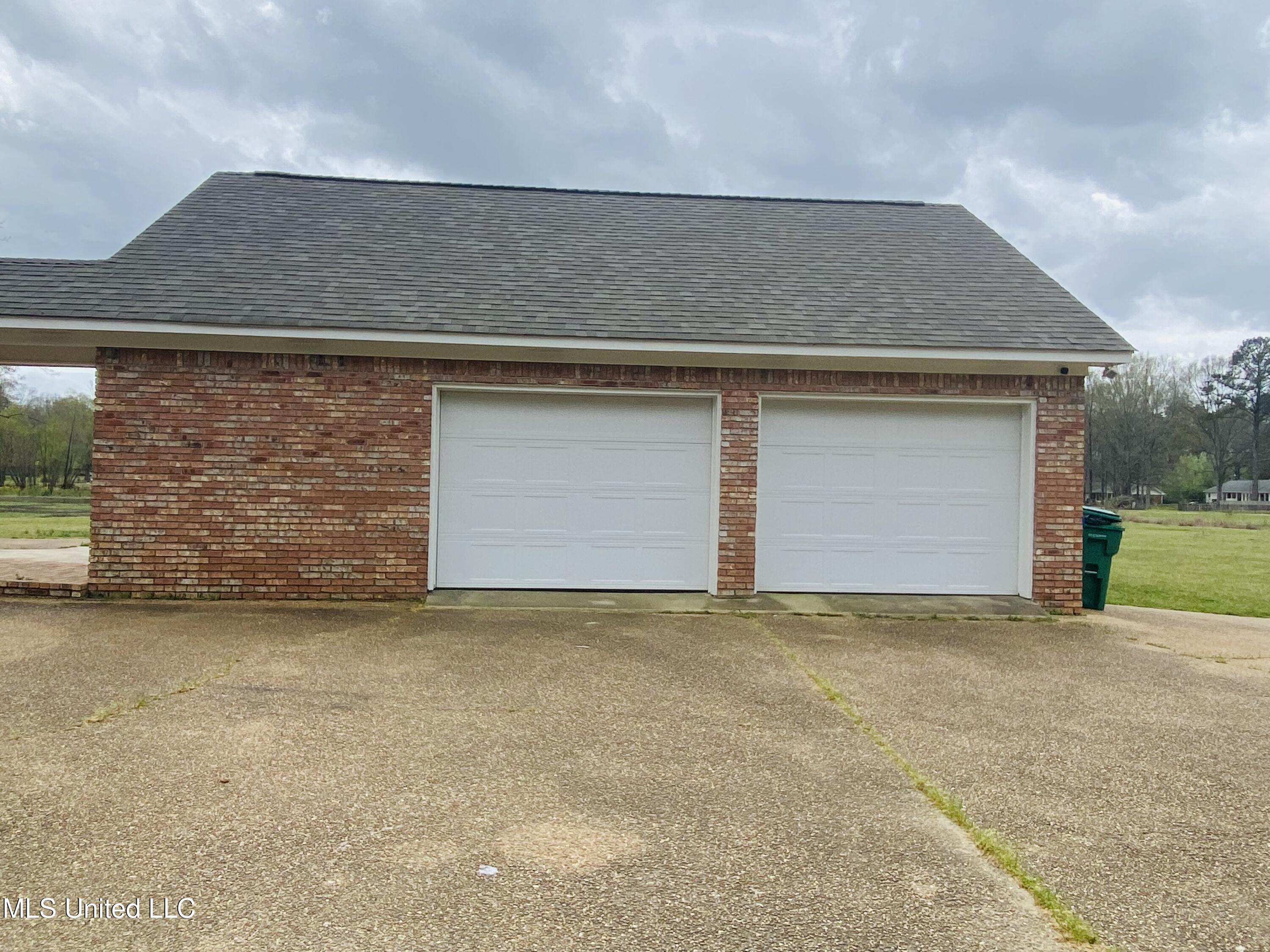 543 N Springlake Circle, Terry, Mississippi image 50