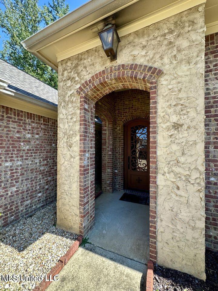 139 Glen Auburn Drive, Clinton, Mississippi image 2
