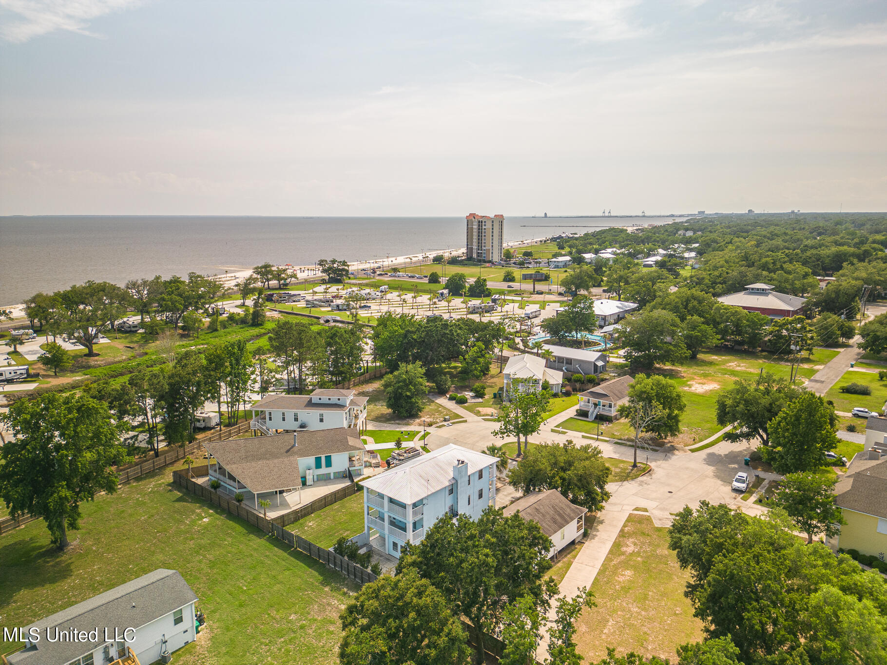 1480 Georgia Place, Gulfport, Mississippi image 41