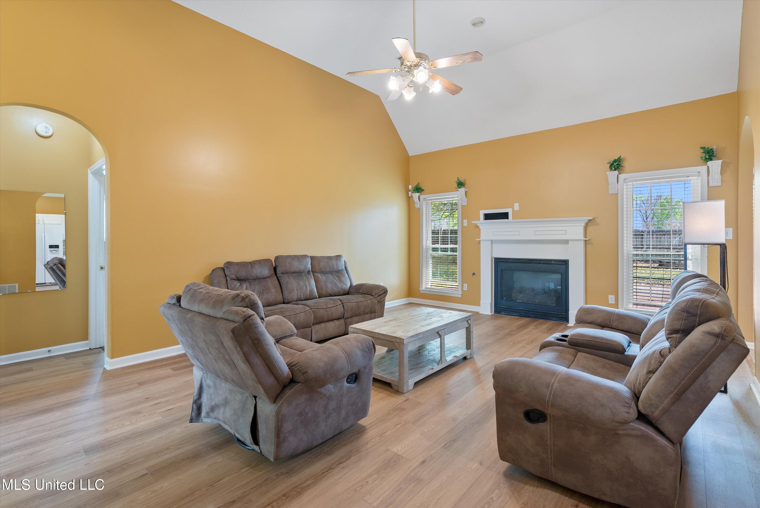 5982 Michaelson Drive, Olive Branch, Mississippi image 6