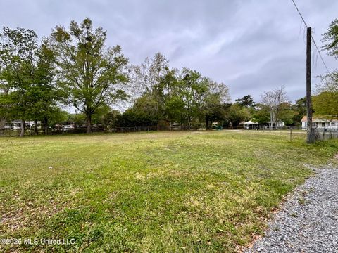 Vacant Land For Sale - 3907 18th Street<br/> Harrison County, Gulfport, MS 39501