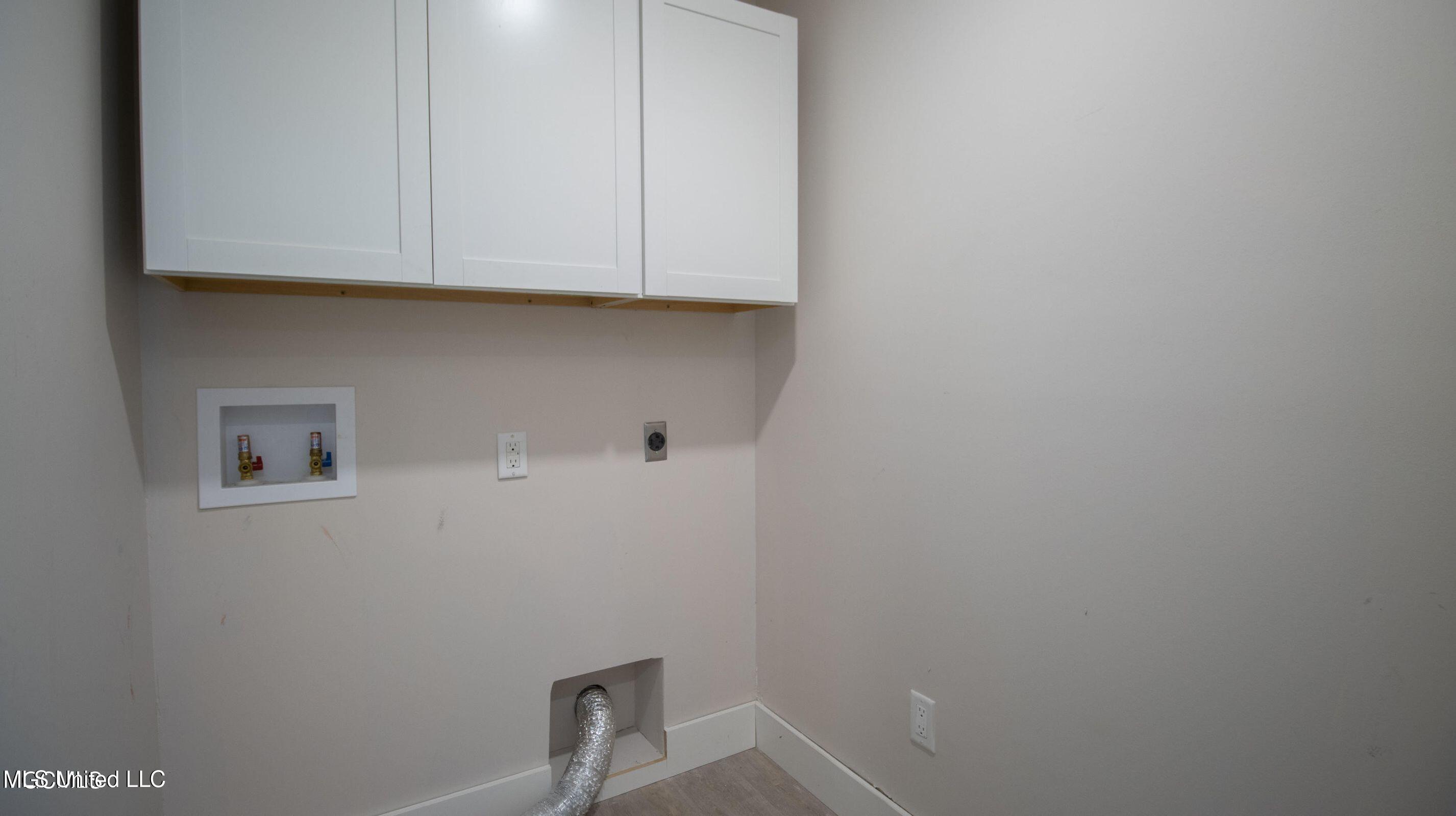 9 Hartford Place, Gulfport, Mississippi image 7