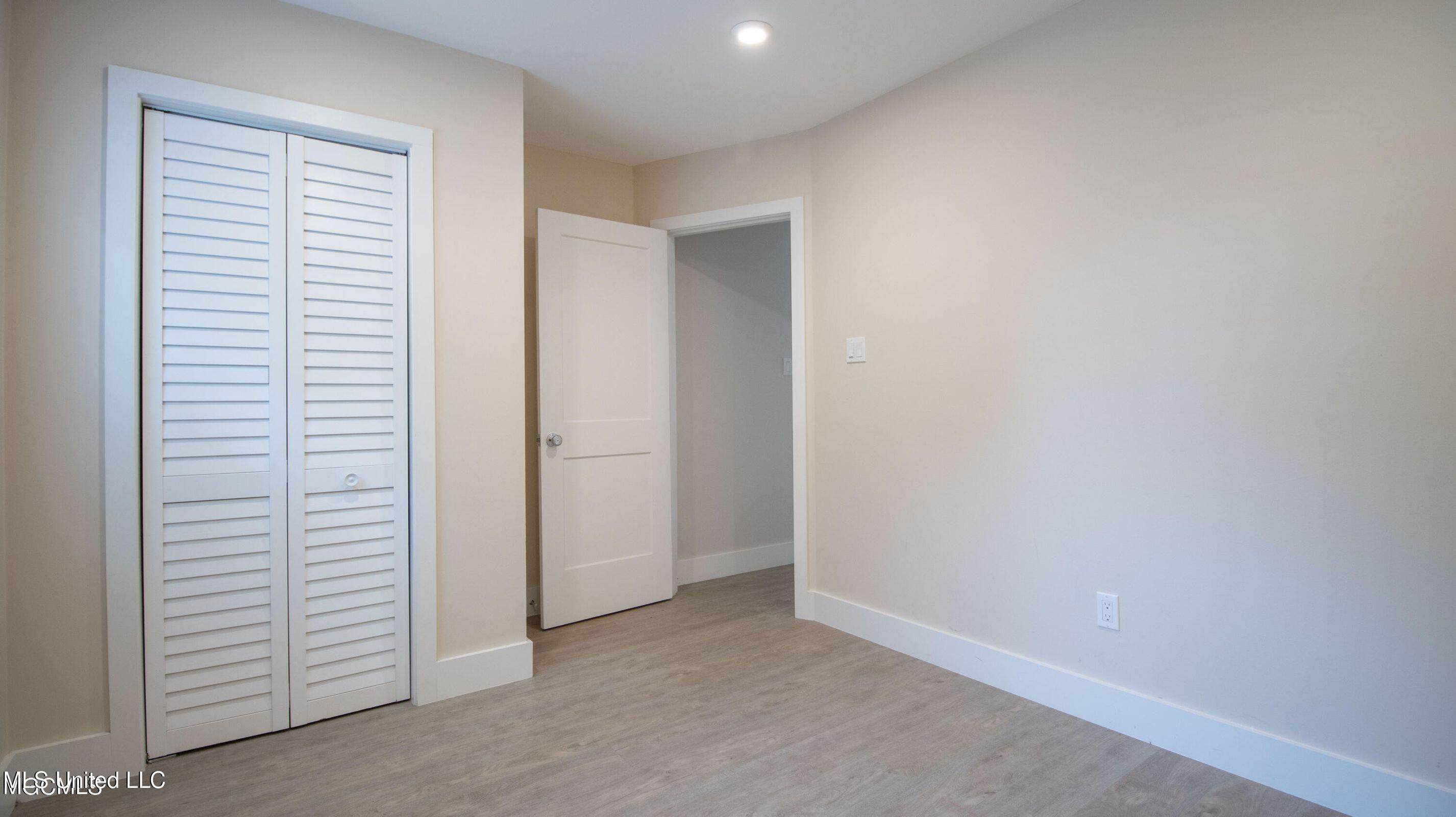 9 Hartford Place, Gulfport, Mississippi image 12