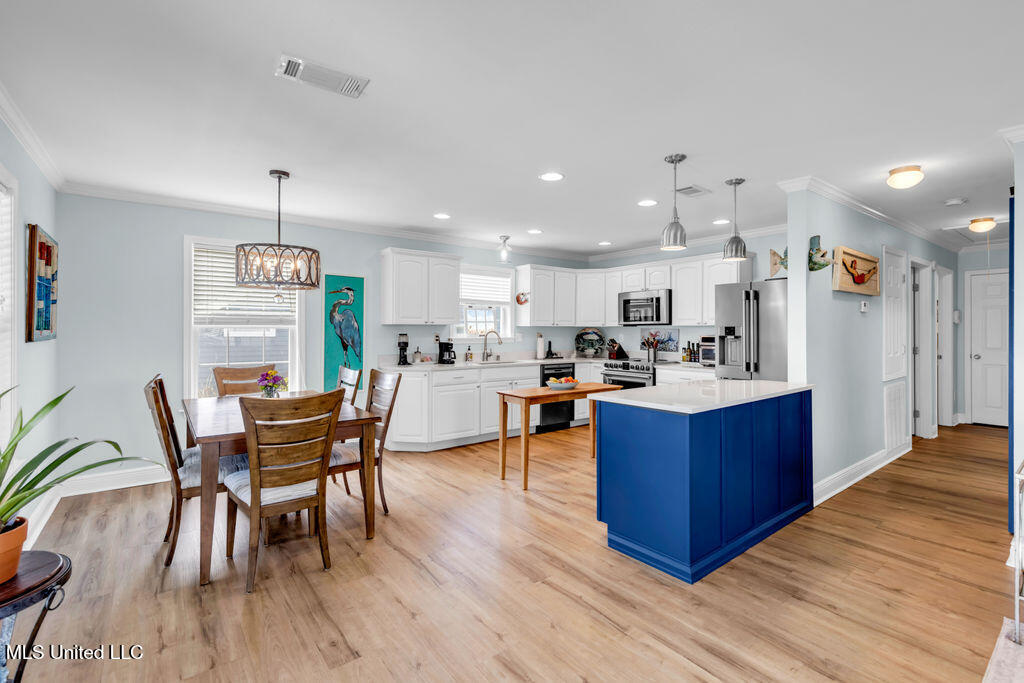 421 E 4th Street, Long Beach, Mississippi image 12