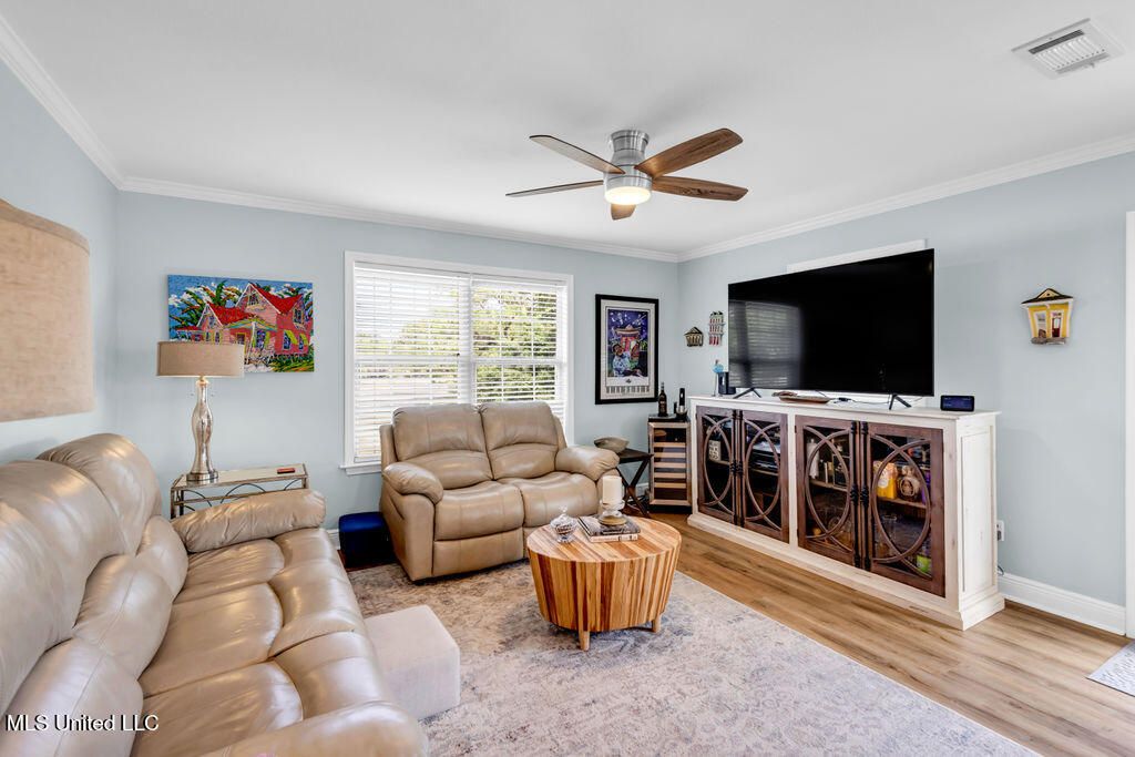 421 E 4th Street, Long Beach, Mississippi image 14