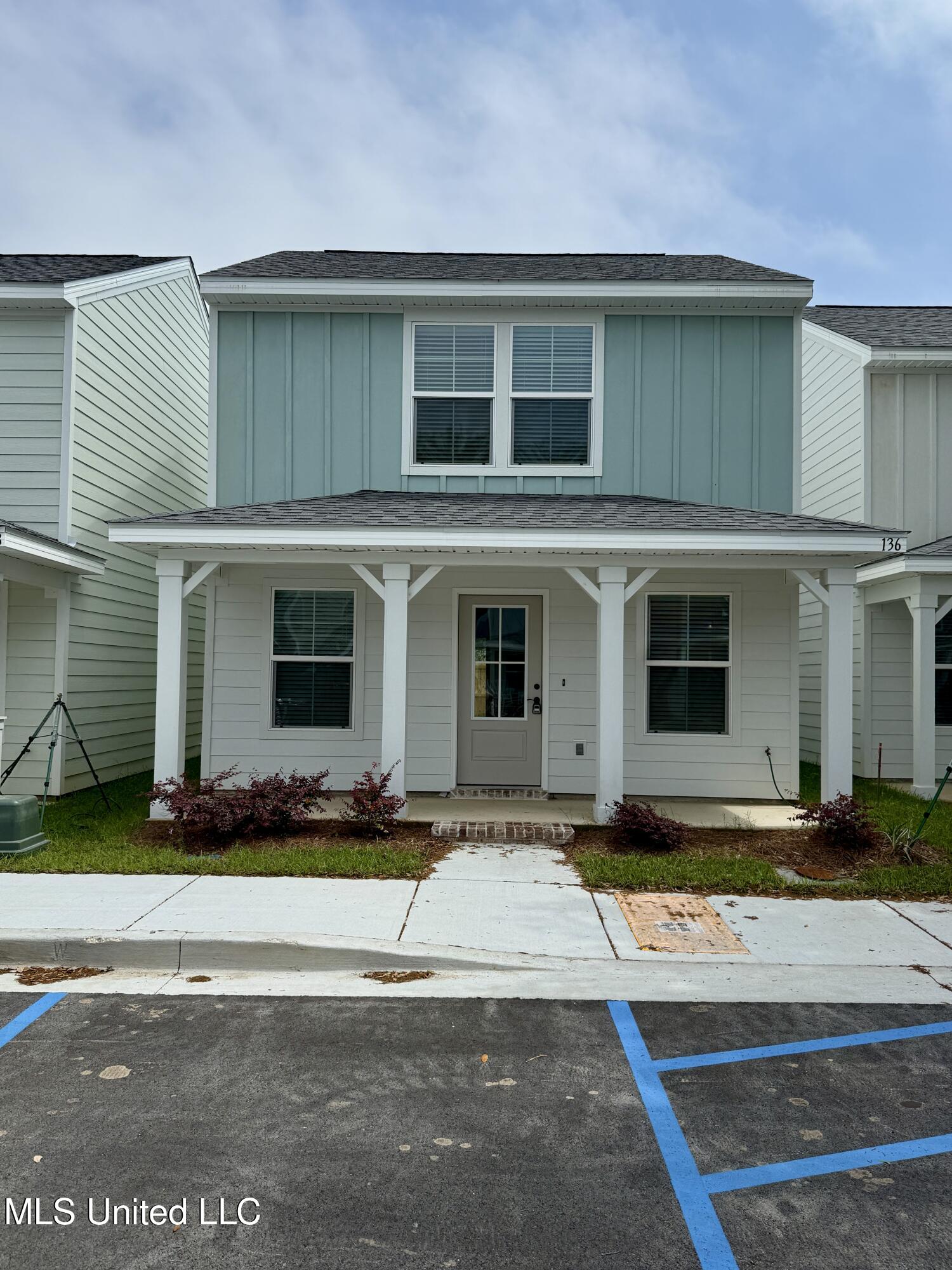 136 Coral Breeze Drive, Biloxi, Mississippi image 1
