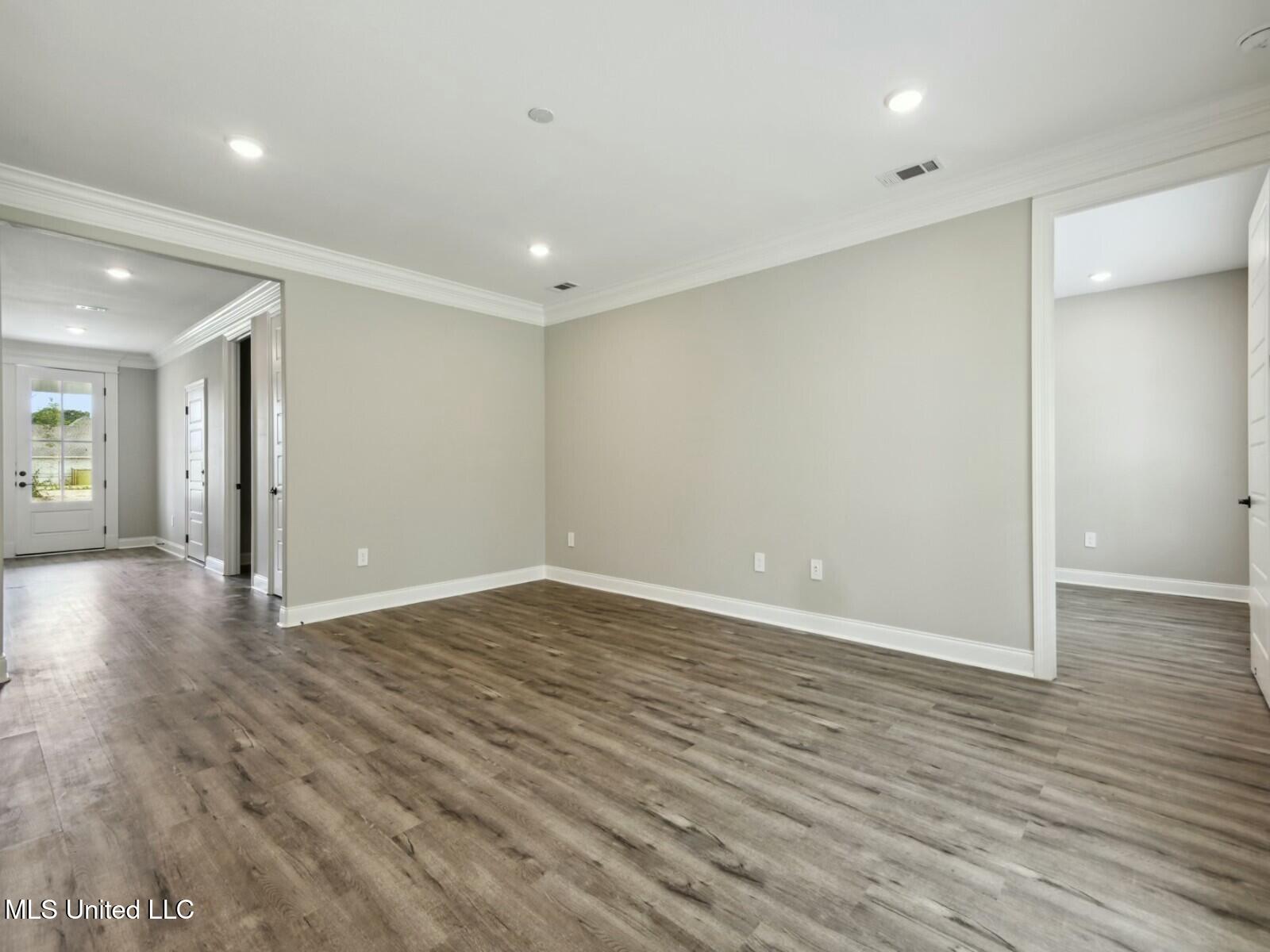 10507 Glade Cove, Gulfport, Mississippi image 9