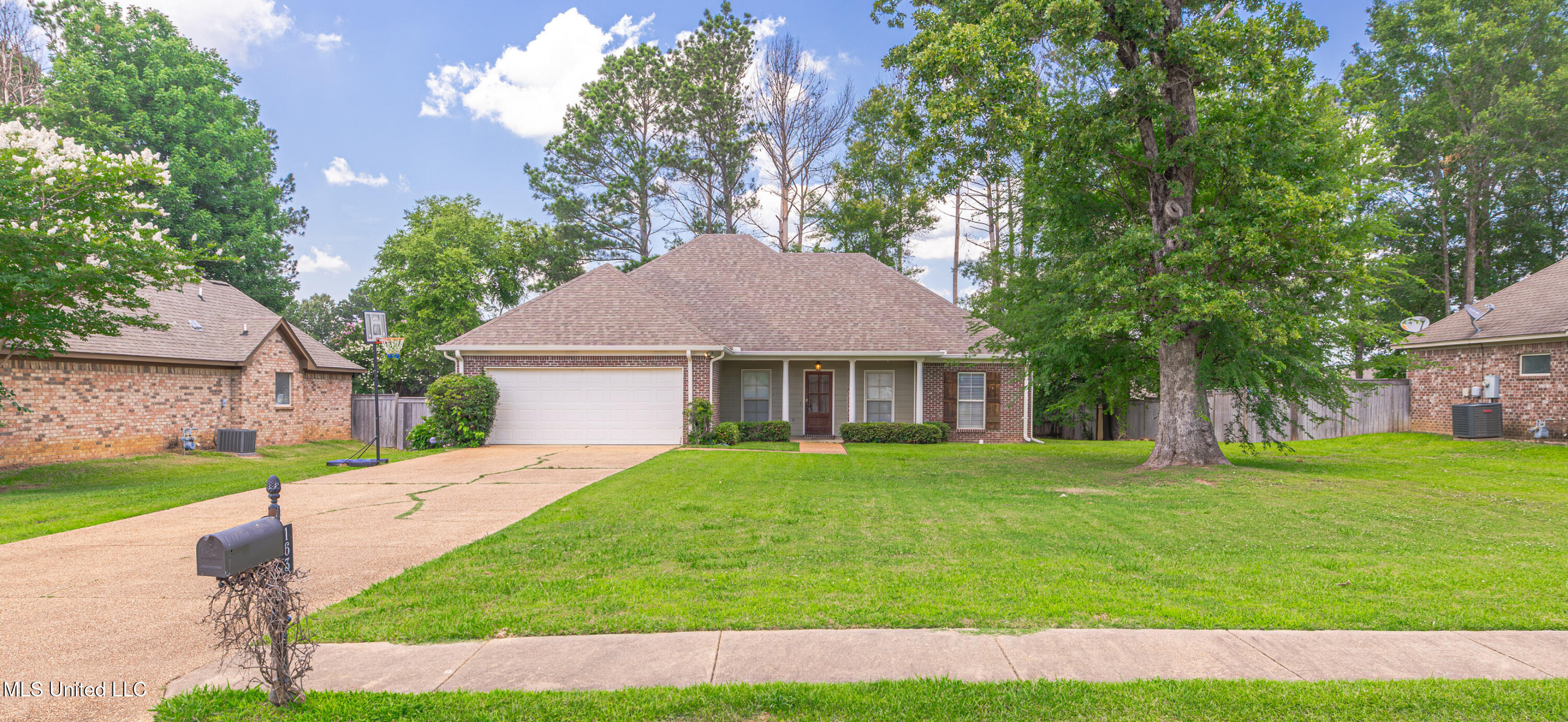 163 Notting Hill Place, Canton, Mississippi image 2