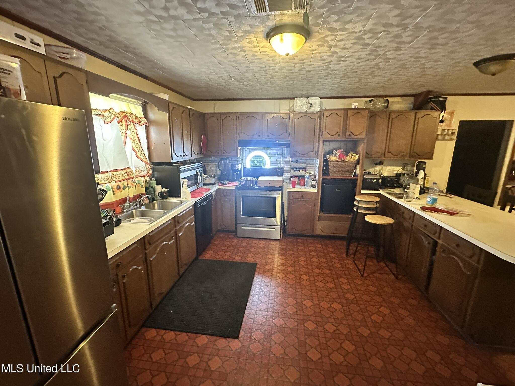 175 Begonia Street, Biloxi, Mississippi image 4