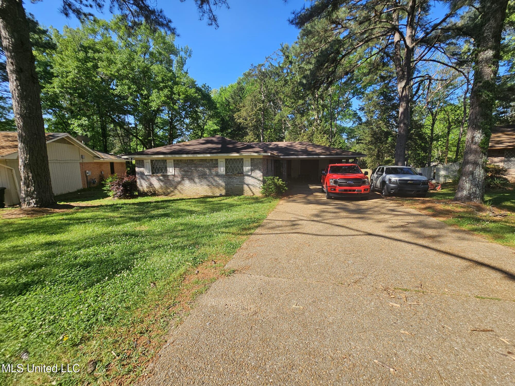 125 Cedarwood Drive #R, Jackson, Mississippi image 1