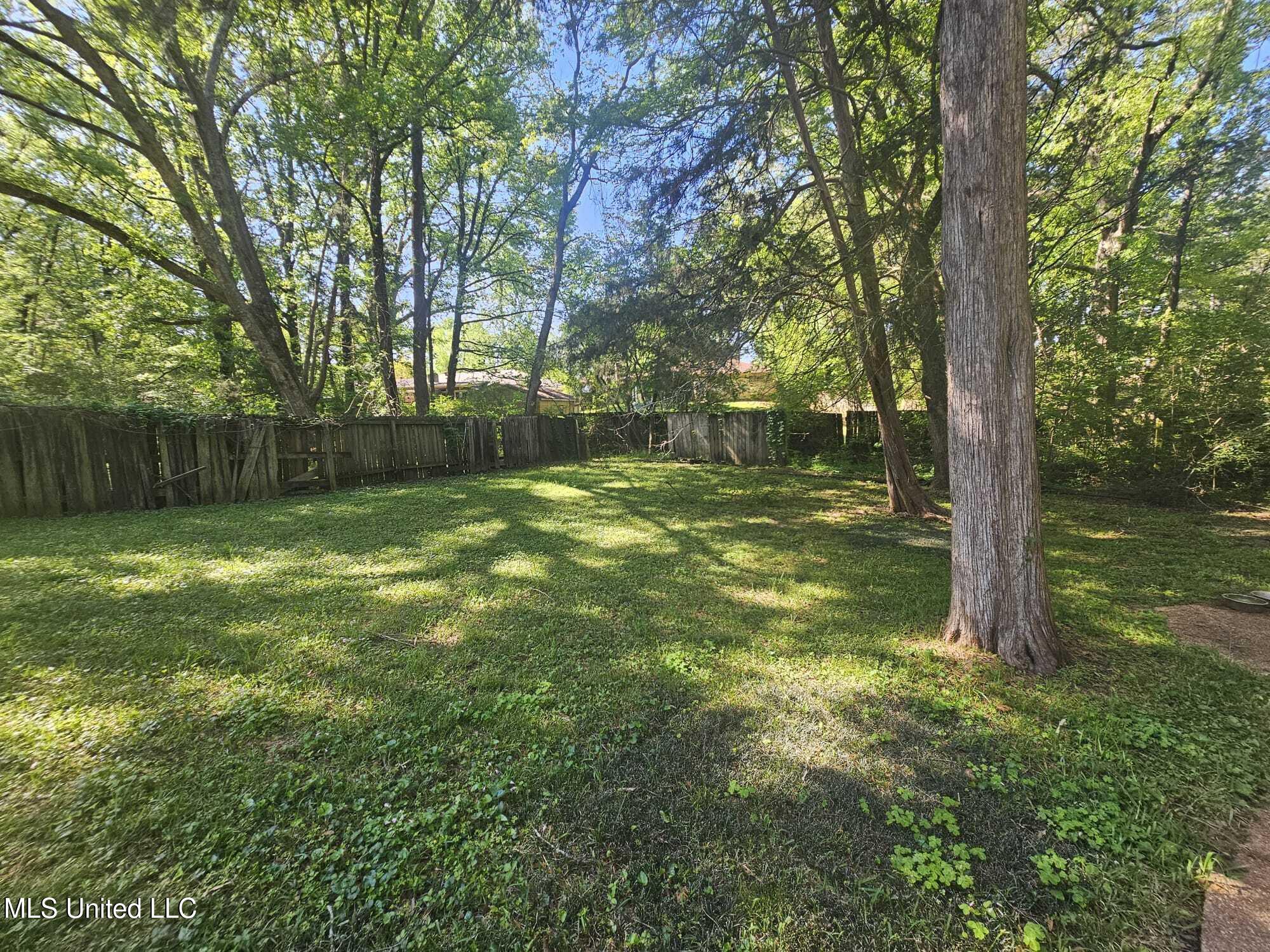 125 Cedarwood Drive #R, Jackson, Mississippi image 8