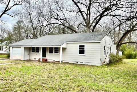 Homes For Sale - 1012 N Jackson<br/> Brookhaven, MS 39601