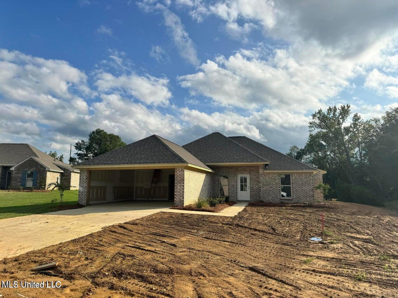 532 Patrick Farms Drive, Pearl, Mississippi image 2