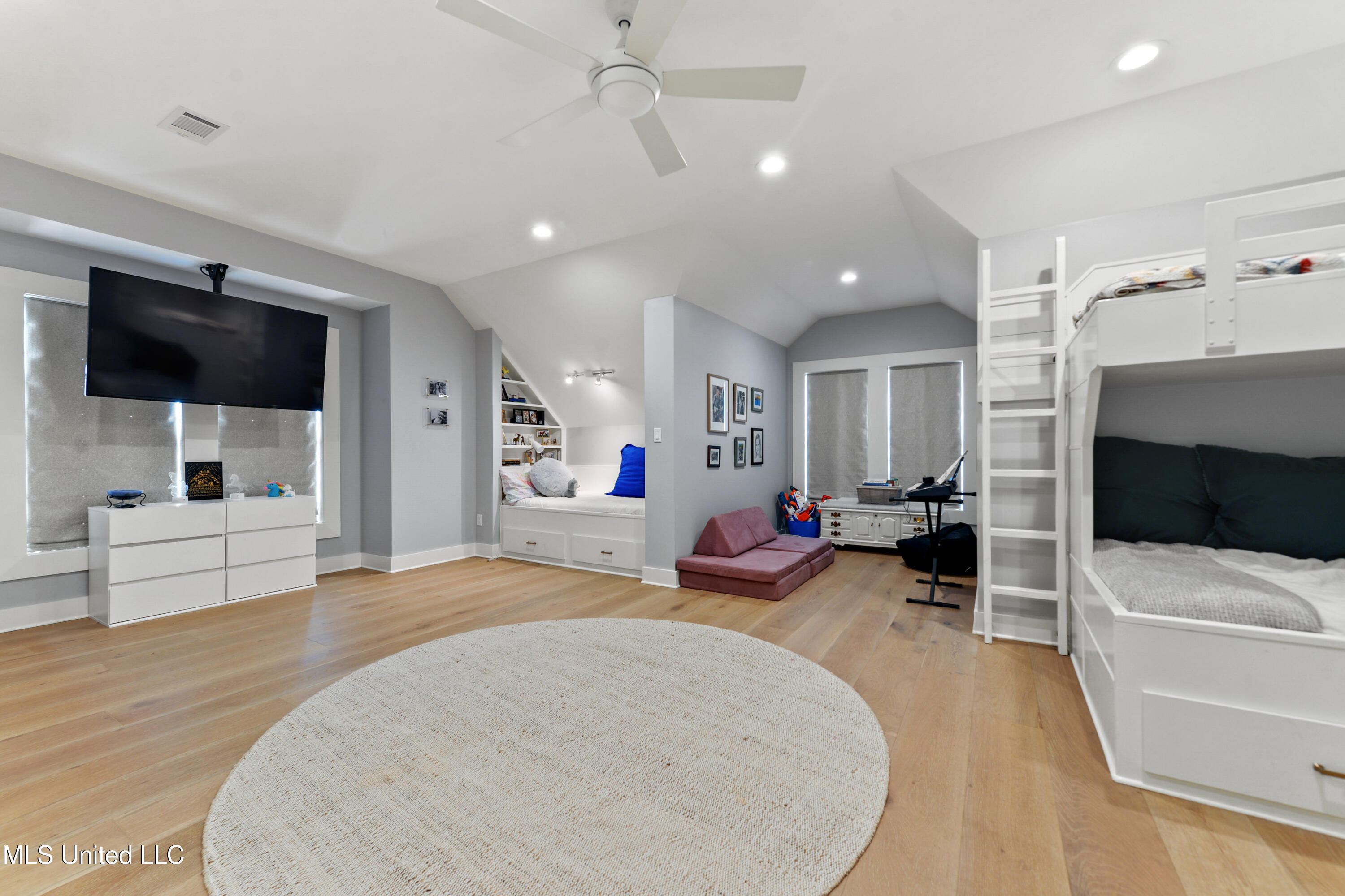 140 Seaside Drive, Ocean Springs, Mississippi image 18