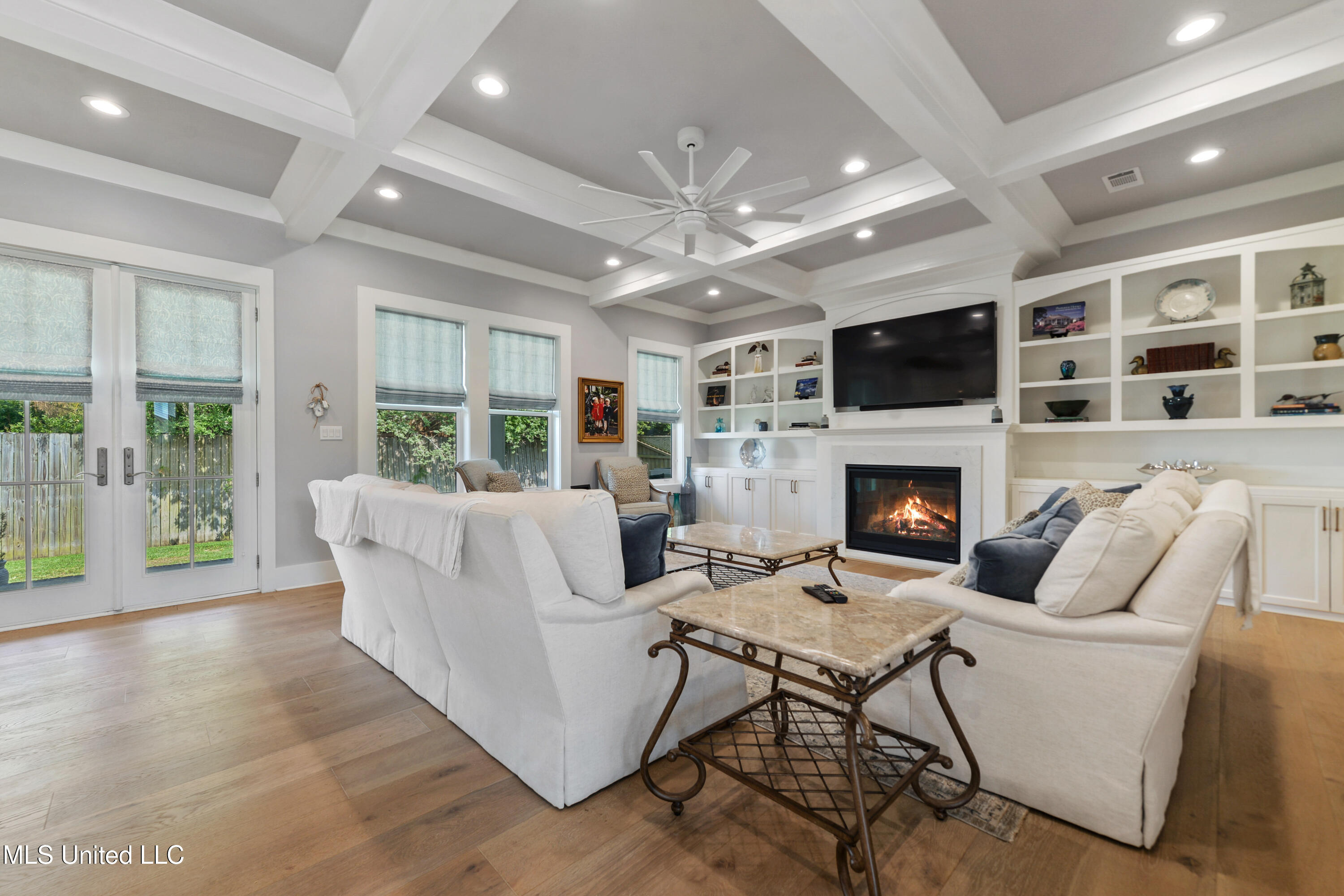 140 Seaside Drive, Ocean Springs, Mississippi image 5