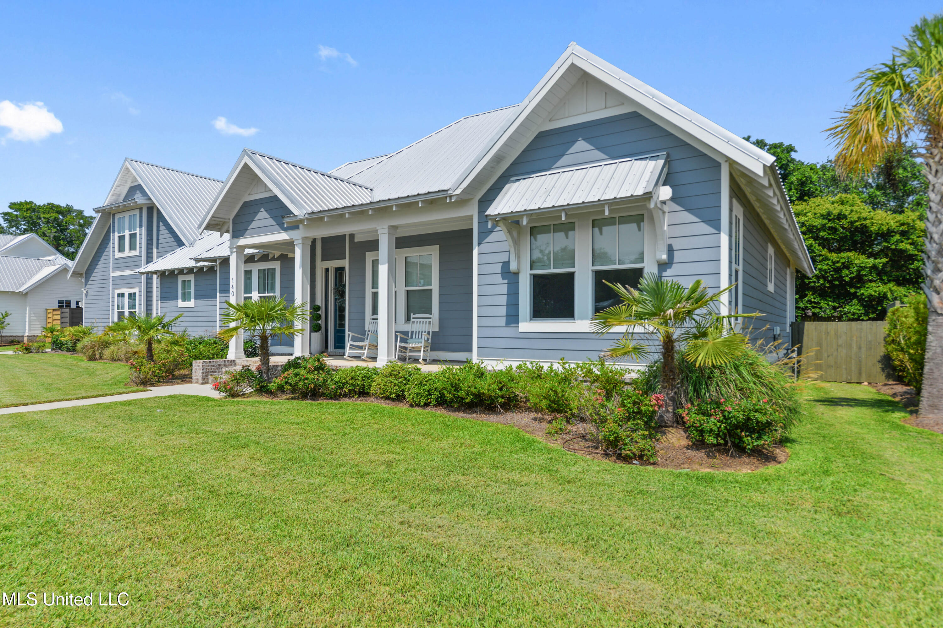 140 Seaside Drive, Ocean Springs, Mississippi image 2
