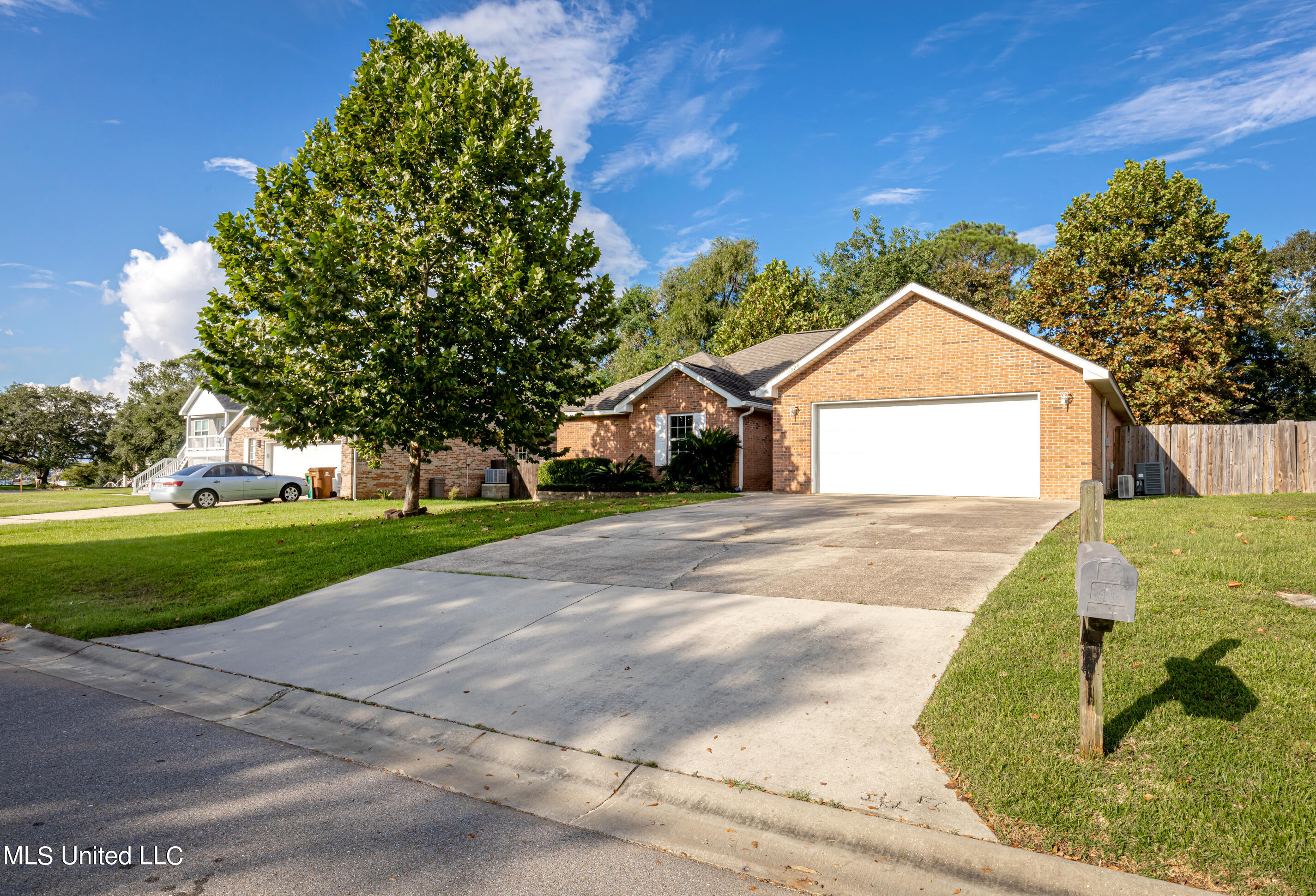 1928 Bayside Drive, Biloxi, Mississippi image 2