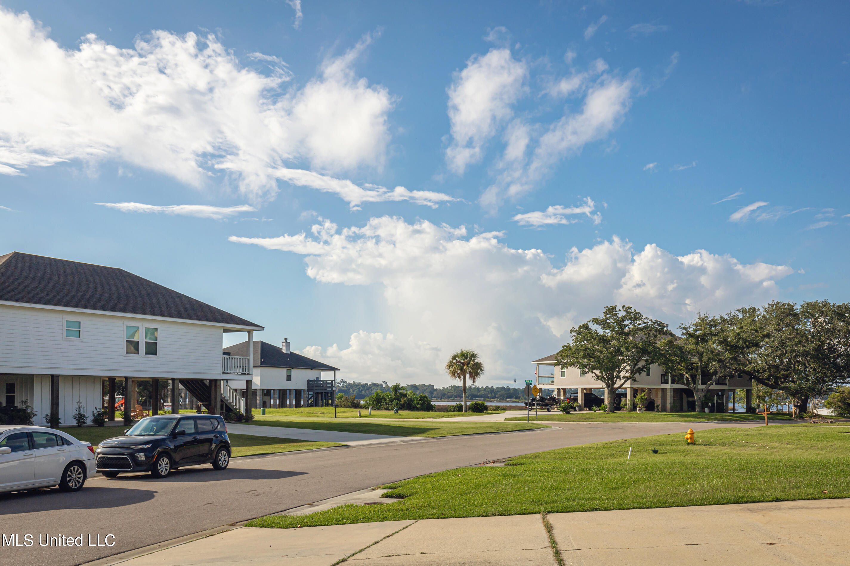 1928 Bayside Drive, Biloxi, Mississippi image 42