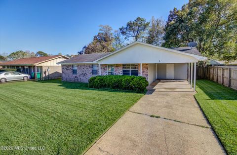 Homes For Sale - 3 Nottingham Circle<br/> Harrison County, Gulfport, MS 39503