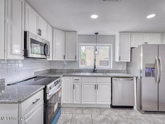 205 Watts Street, Bay Saint Louis, Mississippi image 3
