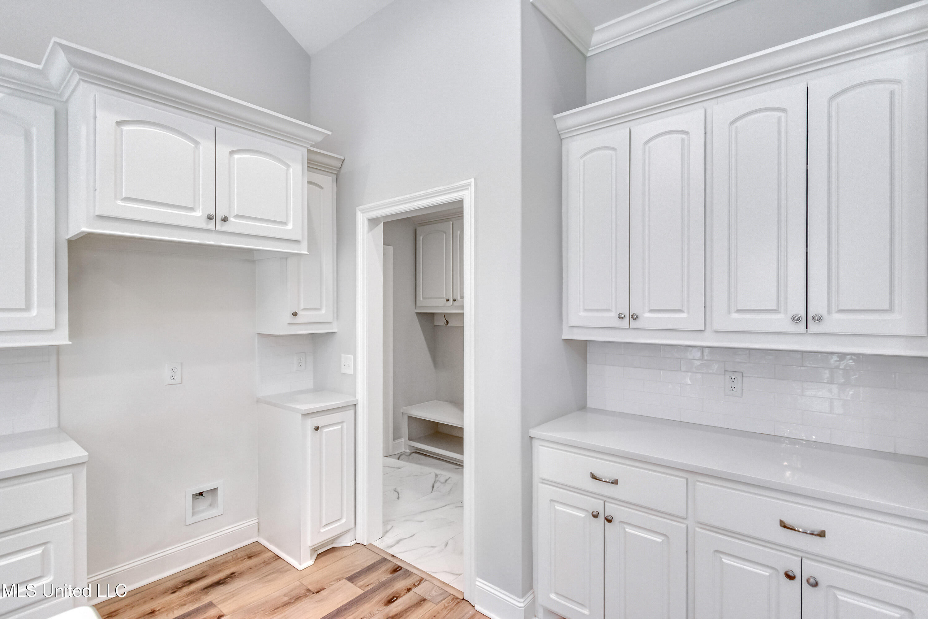 Canton, Mississippi 39046, United States, 3 Bedrooms Bedrooms, ,2 BathroomsBathrooms,Residential,Pending,217666