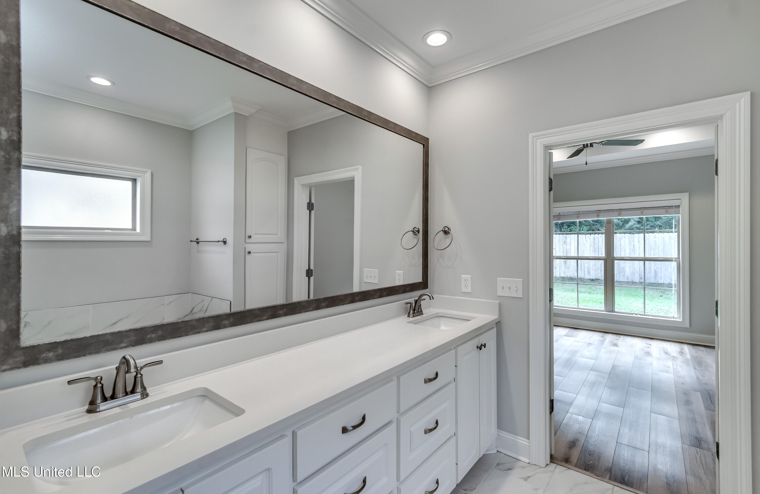 Canton, Mississippi 39046, United States, 3 Bedrooms Bedrooms, ,2 BathroomsBathrooms,Residential,Pending,217666