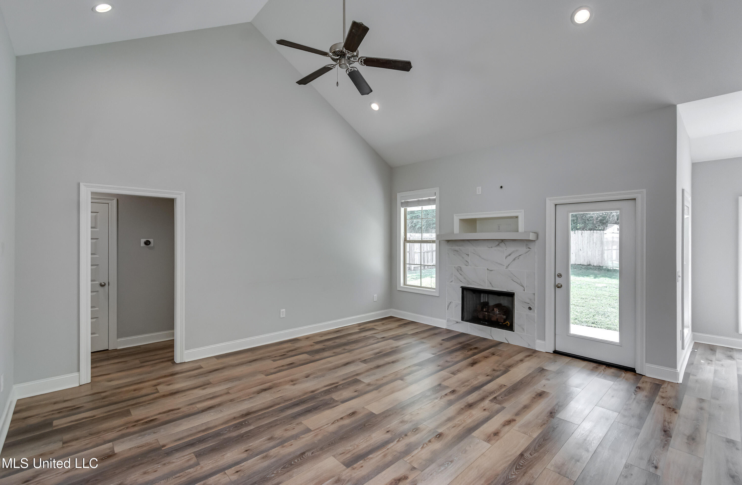 Canton, Mississippi 39046, United States, 3 Bedrooms Bedrooms, ,2 BathroomsBathrooms,Residential,Pending,217666