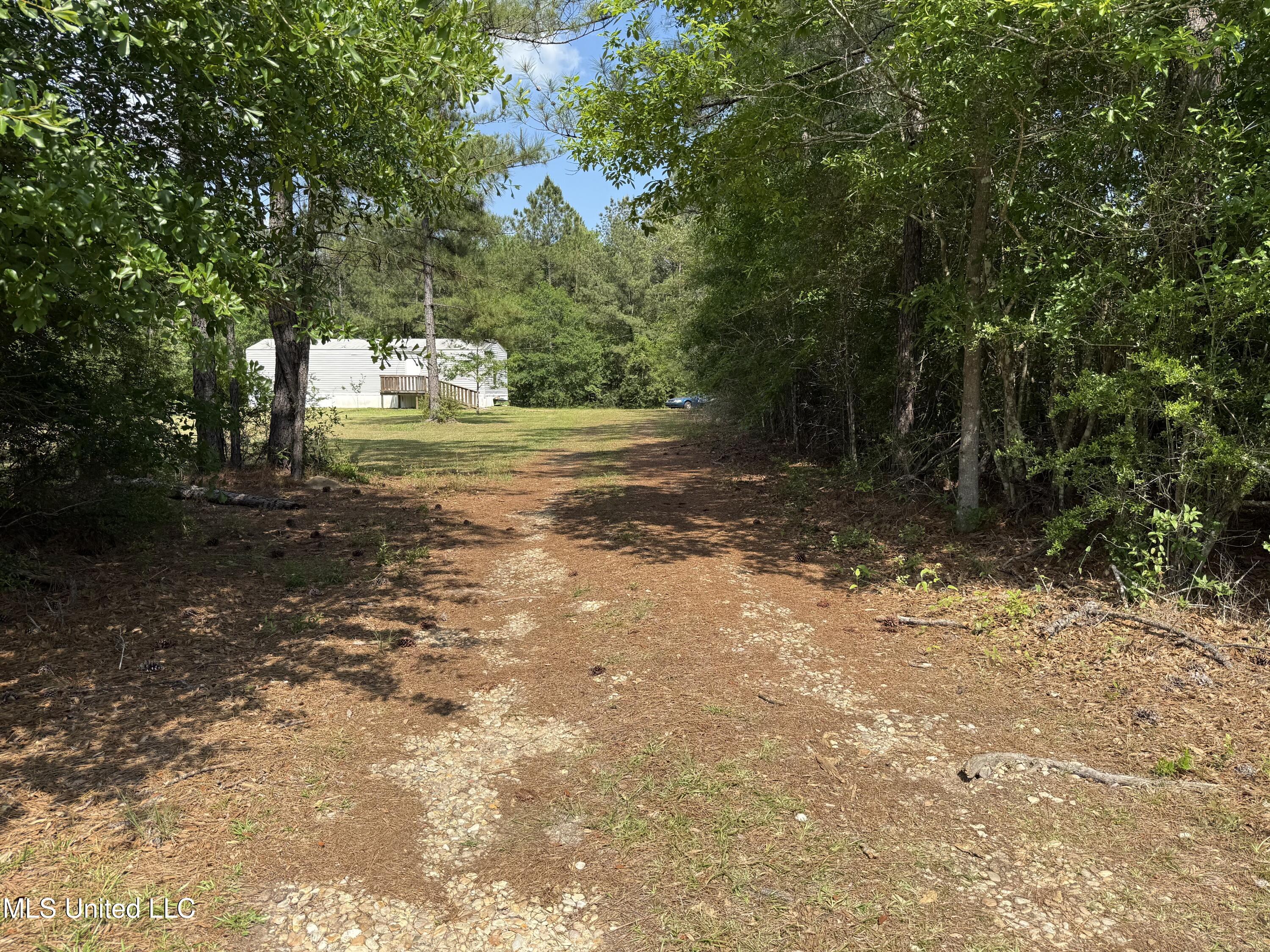 21480 Highway 603, Kiln, Mississippi image 2