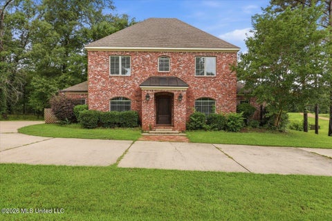 Homes For Sale - 130 Bellemeade Drive<br/> Clinton, MS 39056