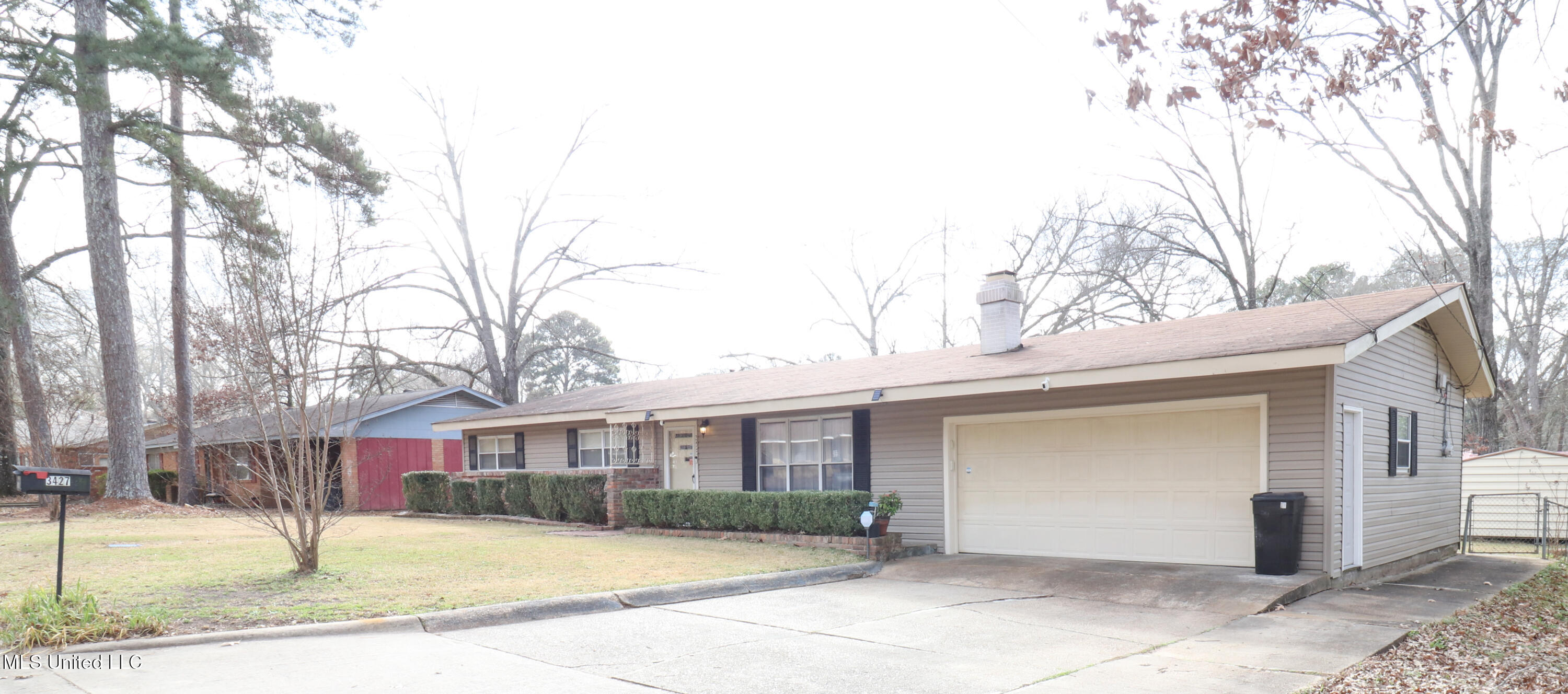 3427 E Lisa Drive, Pearl, Mississippi image 2