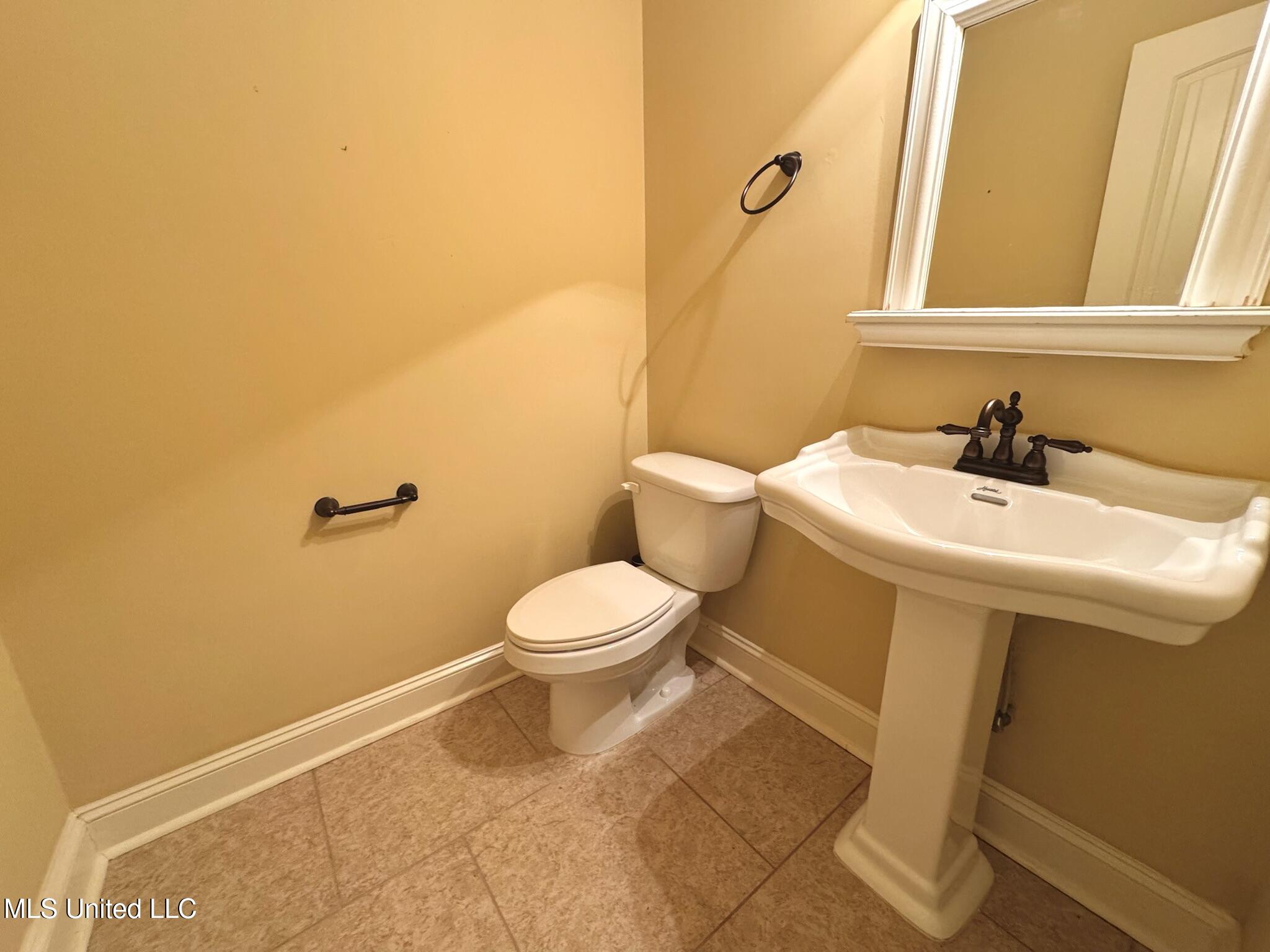 5701 Burlington Lane, Olive Branch, Mississippi image 35