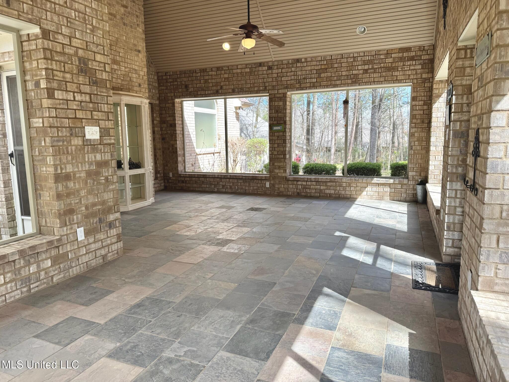 5701 Burlington Lane, Olive Branch, Mississippi image 41